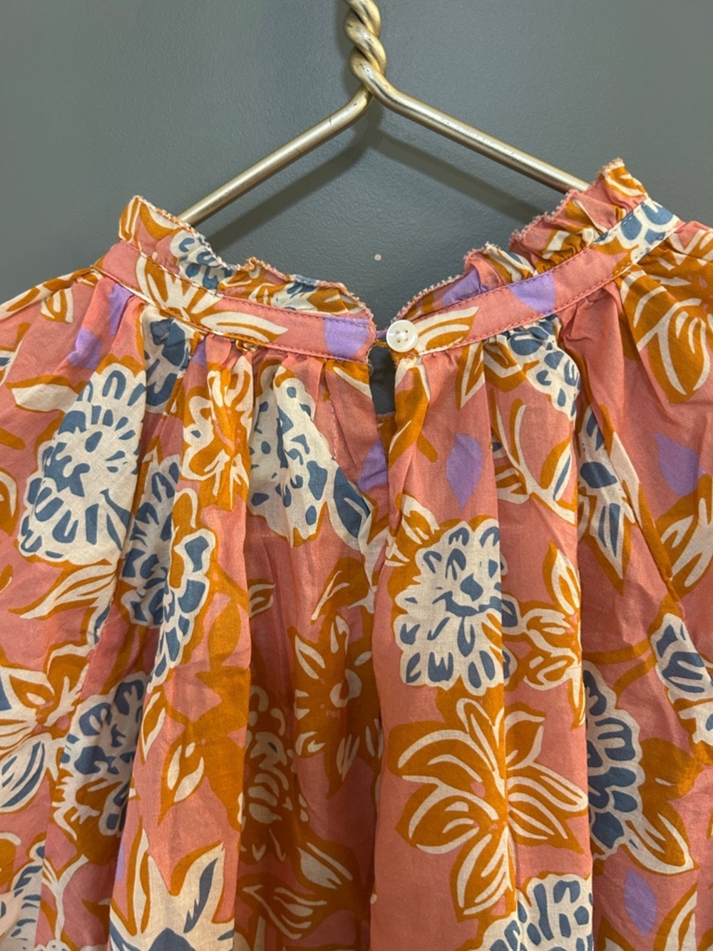 Trovata Birds of Para Pink Floral Puff-Sleeve Blouse with Orange & Blue Accents - Picture 7 of 8
